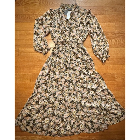 NWT Dress Forum Floral Maxi Dress - Picture 1 of 5